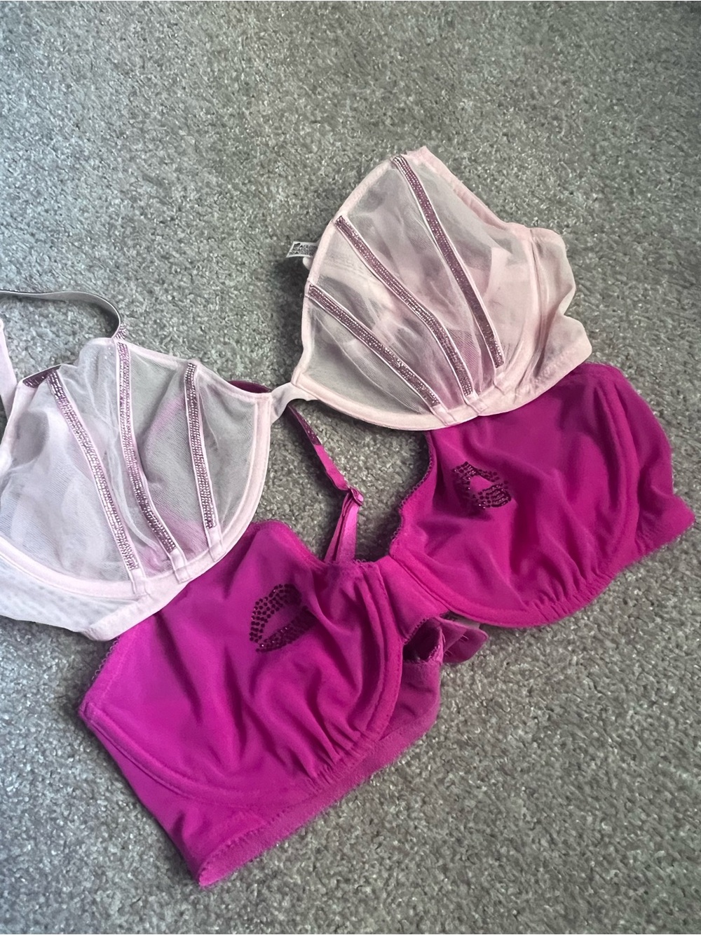 Victoria’s Secret underwire Bras